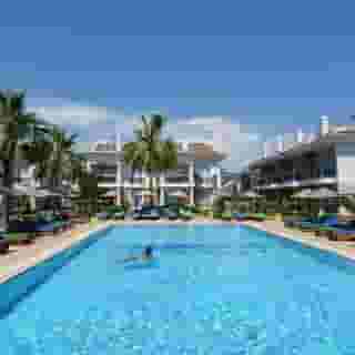 Blue and Green Residences, 2 of 5