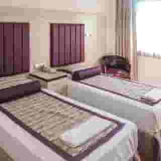 Bronze Hotel, 5 of 5