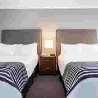 Sandman Hotel Vancouver Airport, 4 of 5