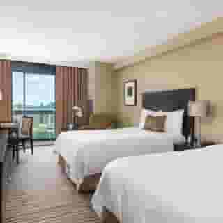 Chelsea Hotel Toronto, 3 of 5