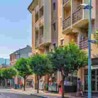 Les Citronniers, 4 of 5