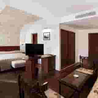 Grand Hotel Villa de France, 3 of 5
