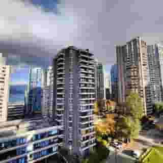 Divya Sutra Suites on Robson Downtown, 3 of 5