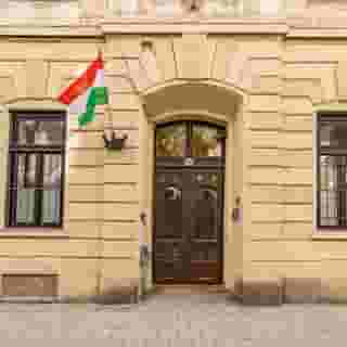 Amber Gardenview Studios, 4 of 5