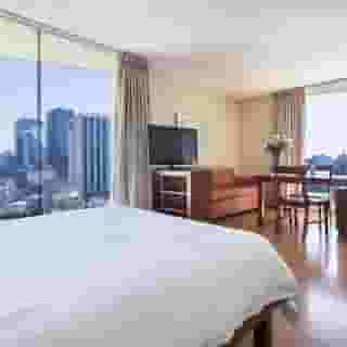 Exe Suites San Marino, 2 of 5