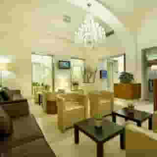 Hotel Maestro, 2 of 5