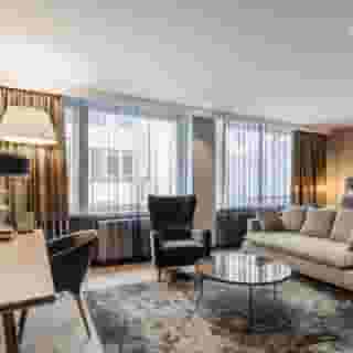 F6 An Ascend Hotel Collection Member, 3 of 5