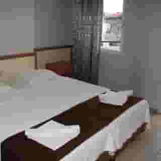 Tekin Apartments, 2 of 5