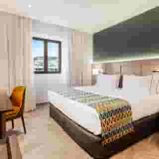 Eurostars Puerta Real, 2 of 5