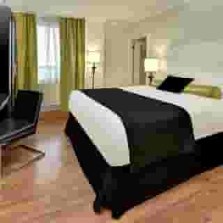 Hotel Victoria Toronto, 2 of 5