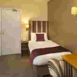 The Hillcrest Hotel, 2 of 5