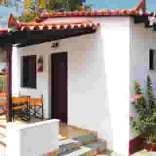 Thanos Studios, 2 of 4