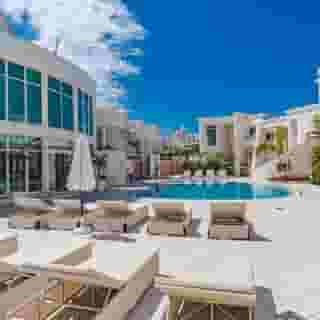 Flamingo Suites, 3 of 5