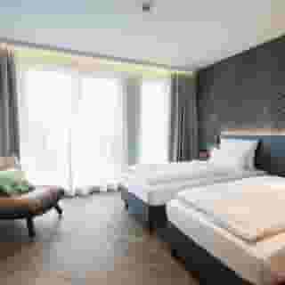 LOGINN Hotel Berlin Airport, 1 of 5