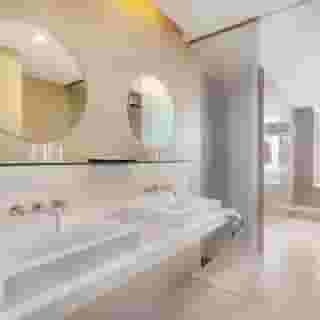 Palace Hotel Saigon, 2 of 5