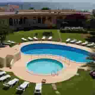 Clube Maria Luisa, 2 of 5