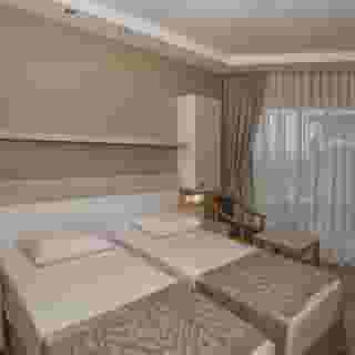 Riviera Hotel, 5 of 5