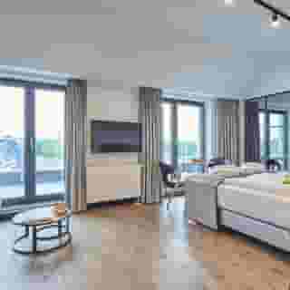 The Bridge Suites, 4 of 5