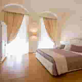 Palazzo de' Vecchi, 2 of 5