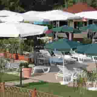 Country House Country Club, 3 of 5