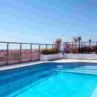 Aston La Scala, 4 of 5