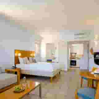 Louis Althea Beach Hotel, 4 of 5