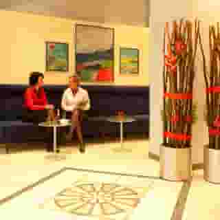 Favored Hotel Plaza, 2 of 5