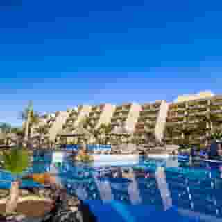 BlueBay Beach Club, 1 of 5