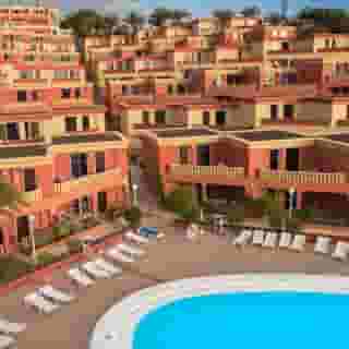 Laguna Park II, 2 of 5