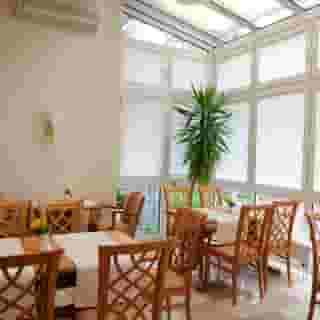 Hotel Beethoven, 4 of 5