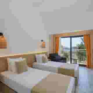 Meri Hotel, 5 of 6
