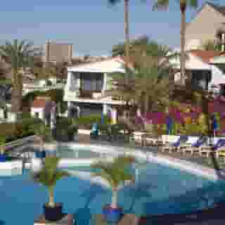 Sunsuites Carolina, 1 of 5