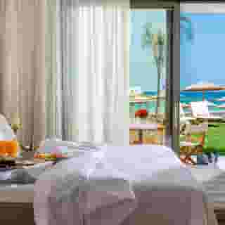 High Beach White - Adults Only, 4 of 5