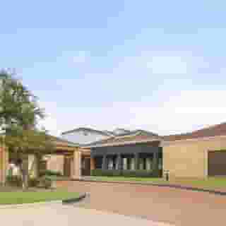 Super 8 by Wyndham Dallas Love Field Airport, 2 of 5