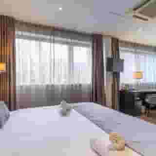 New West Inn, 2 of 5