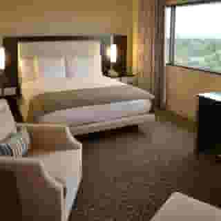 DoubleTree by Hilton Houston Hobby Airport, 1 of 5