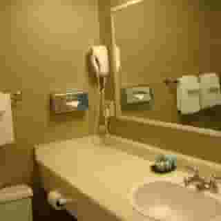 Cassandra Hotel, 4 of 5