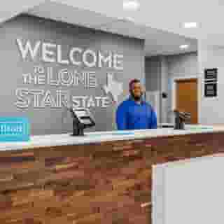 Hampton Inn Houston-Brookhollow, 2 of 5