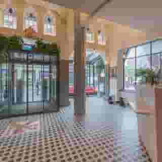 Amsterdam De Roode Leeuw, 2 of 5