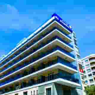 Monarque El Rodeo, 4 of 5