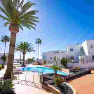 Flamingo Apartments, 5 of 5