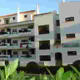 Rainha D. Leonor, 4 of 5