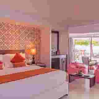 Adaaran Select Hudhuran Fushi and Prestige Ocean Villas, 6 of 6