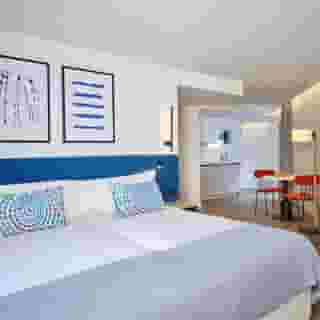 Apartamentos Luna Suites Granada, 2 of 5