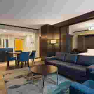 Hilton Vancouver Metrotown, 6 of 6