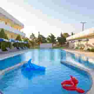 Memphis Beach Hotel, 1 of 5