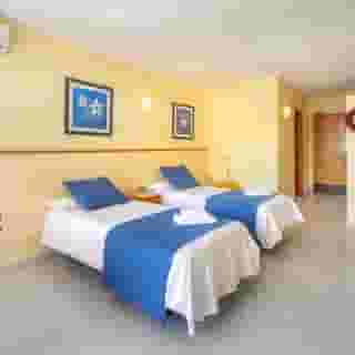 Vibra Tropical Garden Apartments, 4 of 5