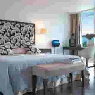Vouliagmeni Suites, 2 of 5