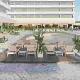 Fergus Style Tobago - Adults Only (16+), 1 of 5