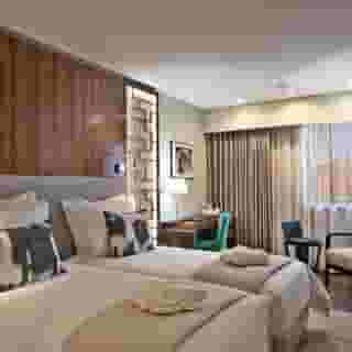 Turim Saldanha, 2 of 5